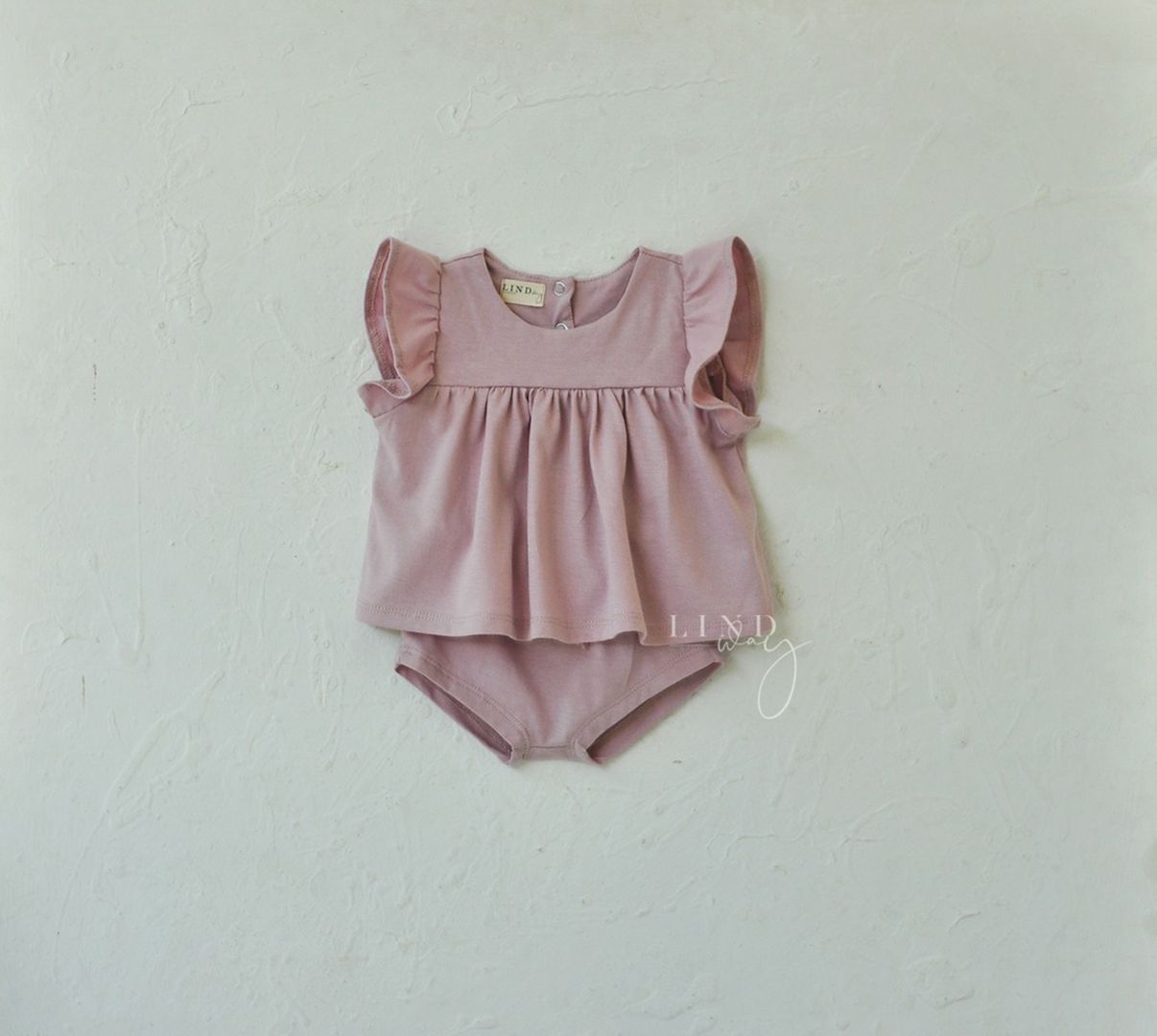 The Adorable Syea Top with Ash the Bummies No Rib Set